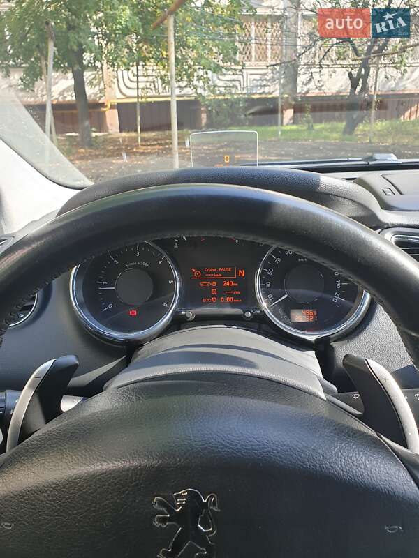 Мікровен Peugeot 5008 2011 в Києві фото 4 Мікровен Peugeot 5008 2011 в Києві