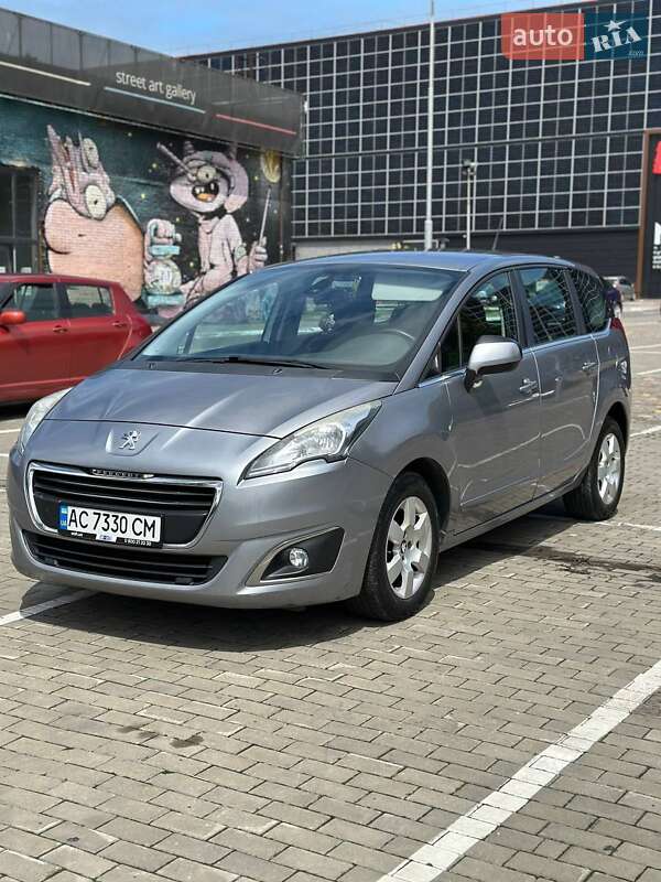 Peugeot 5008 2015