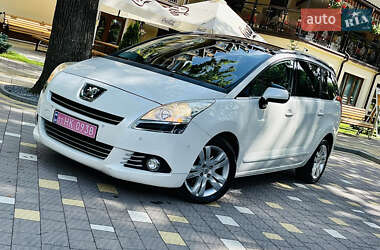 Микровэн Peugeot 5008 2013 в Трускавце