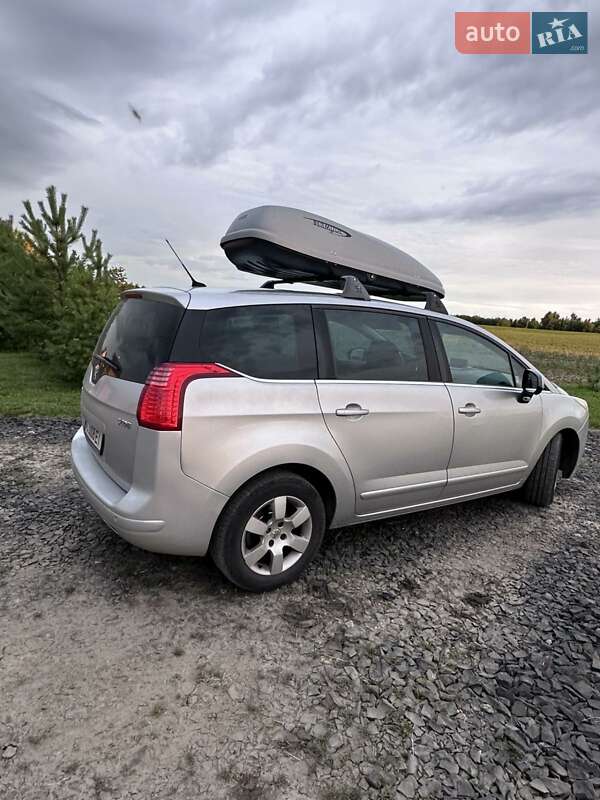 Микровэн Peugeot 5008 2011 в Луцке фото 3 Микровэн Peugeot 5008 2011 в Луцке