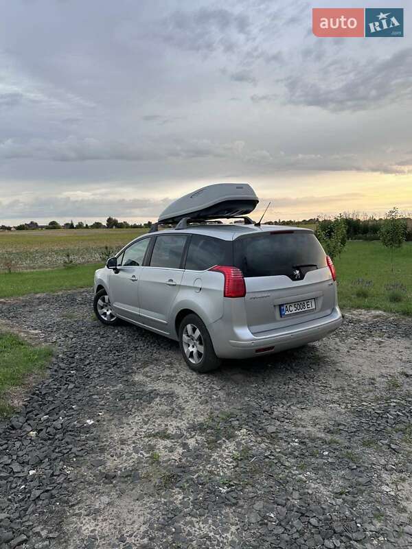 Микровэн Peugeot 5008 2011 в Луцке фото 7 Микровэн Peugeot 5008 2011 в Луцке