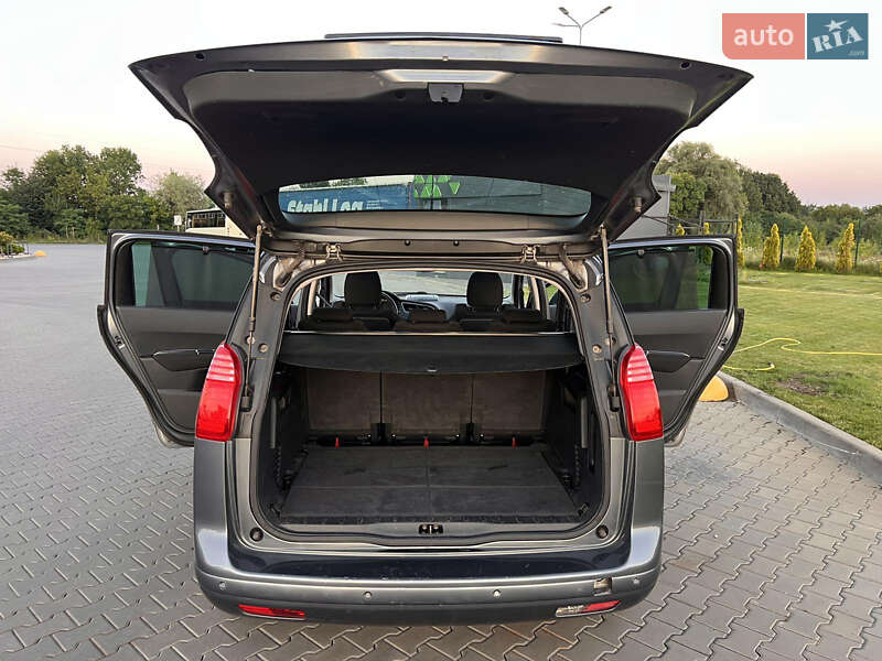 Мікровен Peugeot 5008 2011 в Луцьку