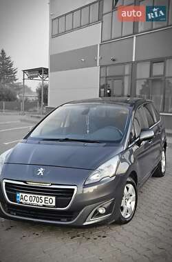 Микровэн Peugeot 5008 2015 в Нововолынске