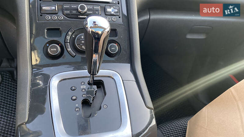 Мікровен Peugeot 5008 2015 в Рівному