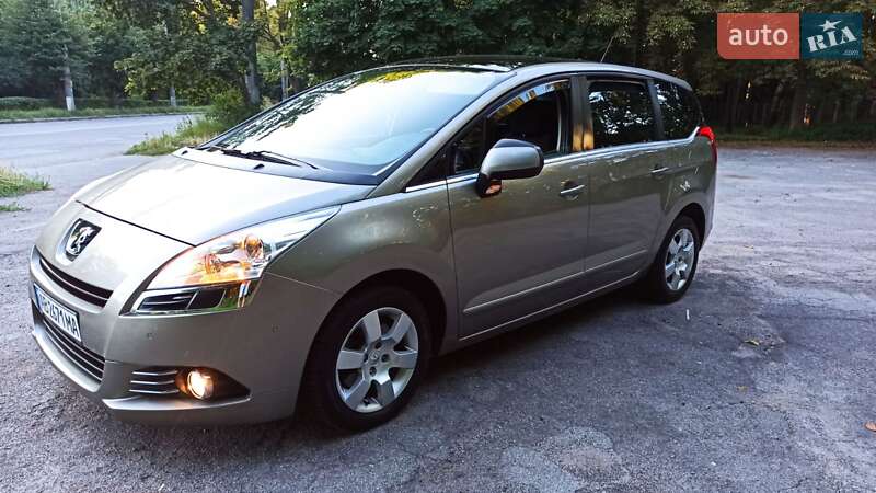 Peugeot 5008 2010