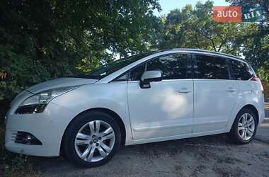 Мікровен Peugeot 5008 2011 в Кропивницькому
