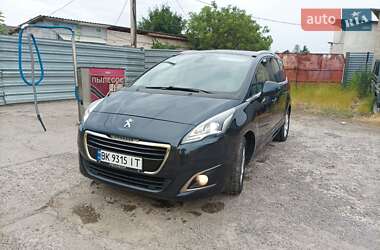 Микровэн Peugeot 5008 2015 в Бродах
