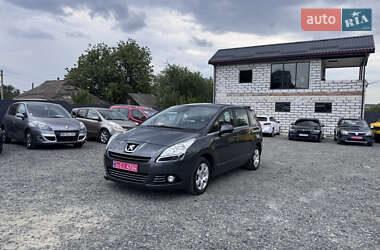 Микровэн Peugeot 5008 2012 в Звенигородке