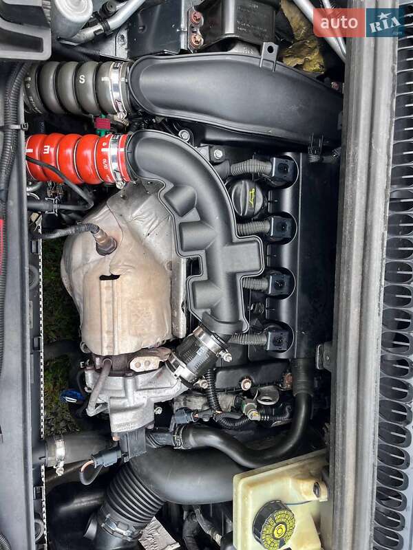 Мікровен Peugeot 5008 2010 в Самборі