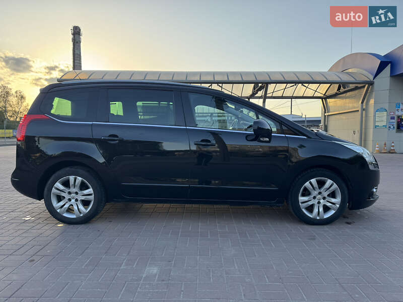 Мікровен Peugeot 5008 2012 в Луцьку