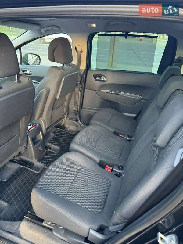 Мікровен Peugeot 5008 2012 в Луцьку