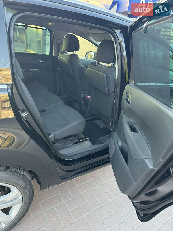 Мікровен Peugeot 5008 2012 в Луцьку