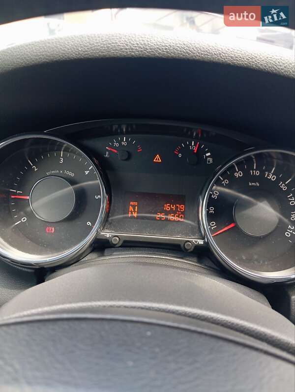 Peugeot 5008 2013 Peugeot 5008 2013