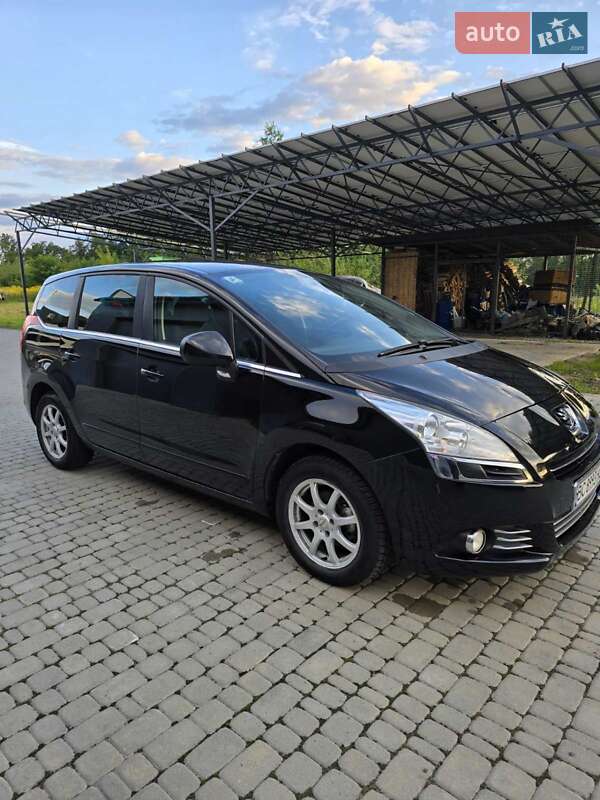 Мікровен Peugeot 5008 2010 в Львові