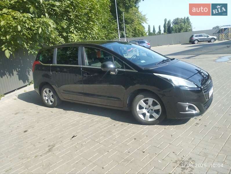 Peugeot 5008 2014