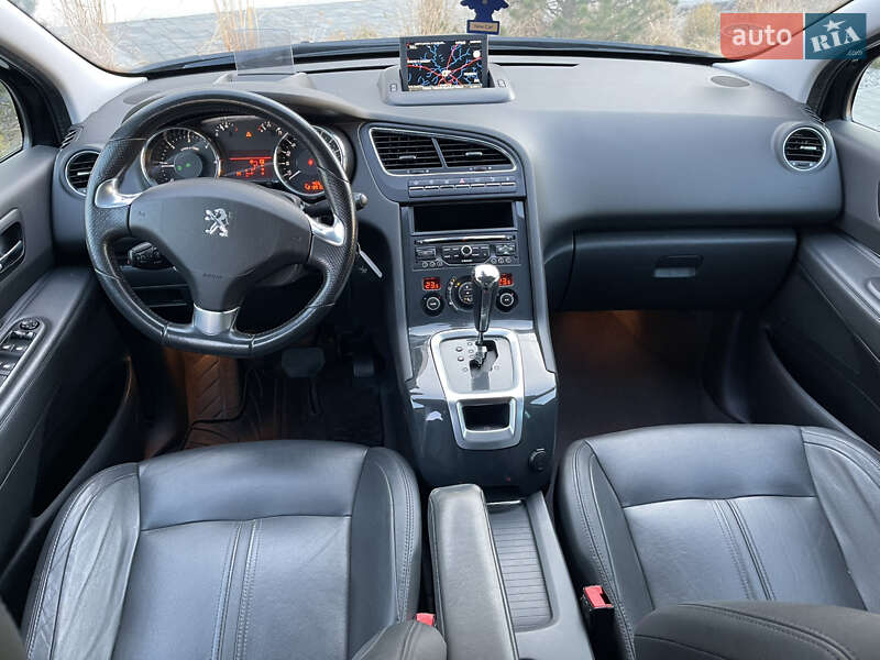 Мікровен Peugeot 5008 2015 в Луцьку