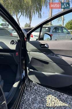 Микровэн Peugeot 5008 2014 в 