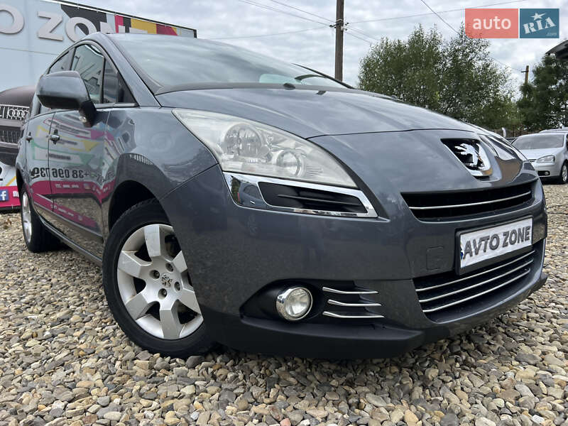 Peugeot 5008 2011