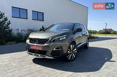 Позашляховик / Кросовер Peugeot 5008 2018 в Луцьку