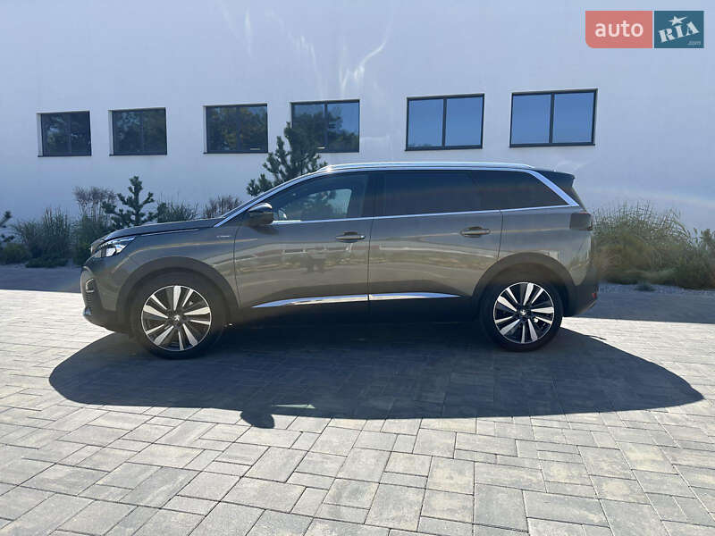 Позашляховик / Кросовер Peugeot 5008 2018 в Луцьку