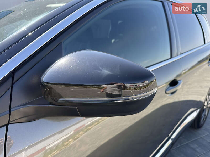 Позашляховик / Кросовер Peugeot 5008 2018 в Луцьку