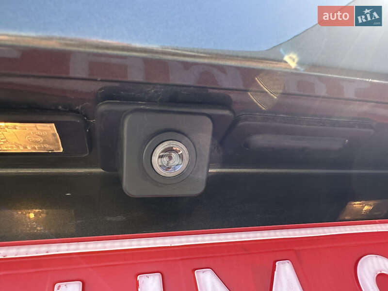 Позашляховик / Кросовер Peugeot 5008 2018 в Луцьку