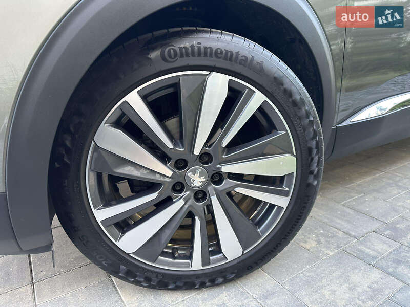 Позашляховик / Кросовер Peugeot 5008 2018 в Луцьку