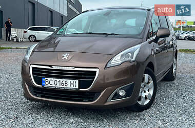 Микровэн Peugeot 5008 2014 в Львове