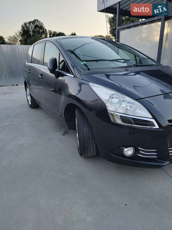 Микровэн Peugeot 5008 2011 в Ровно фото 6 Микровэн Peugeot 5008 2011 в Ровно