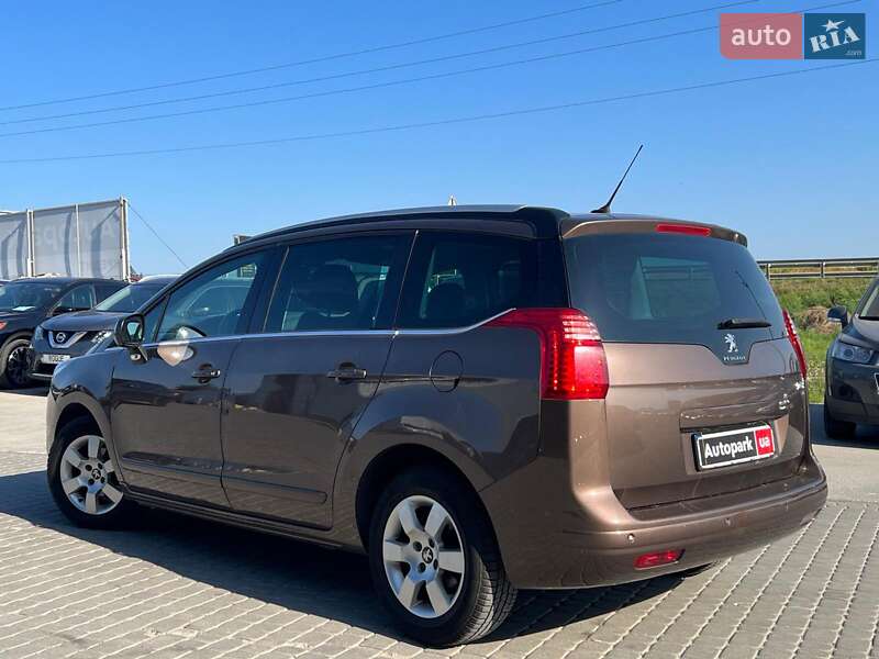 Микровэн Peugeot 5008 2014 в Львове