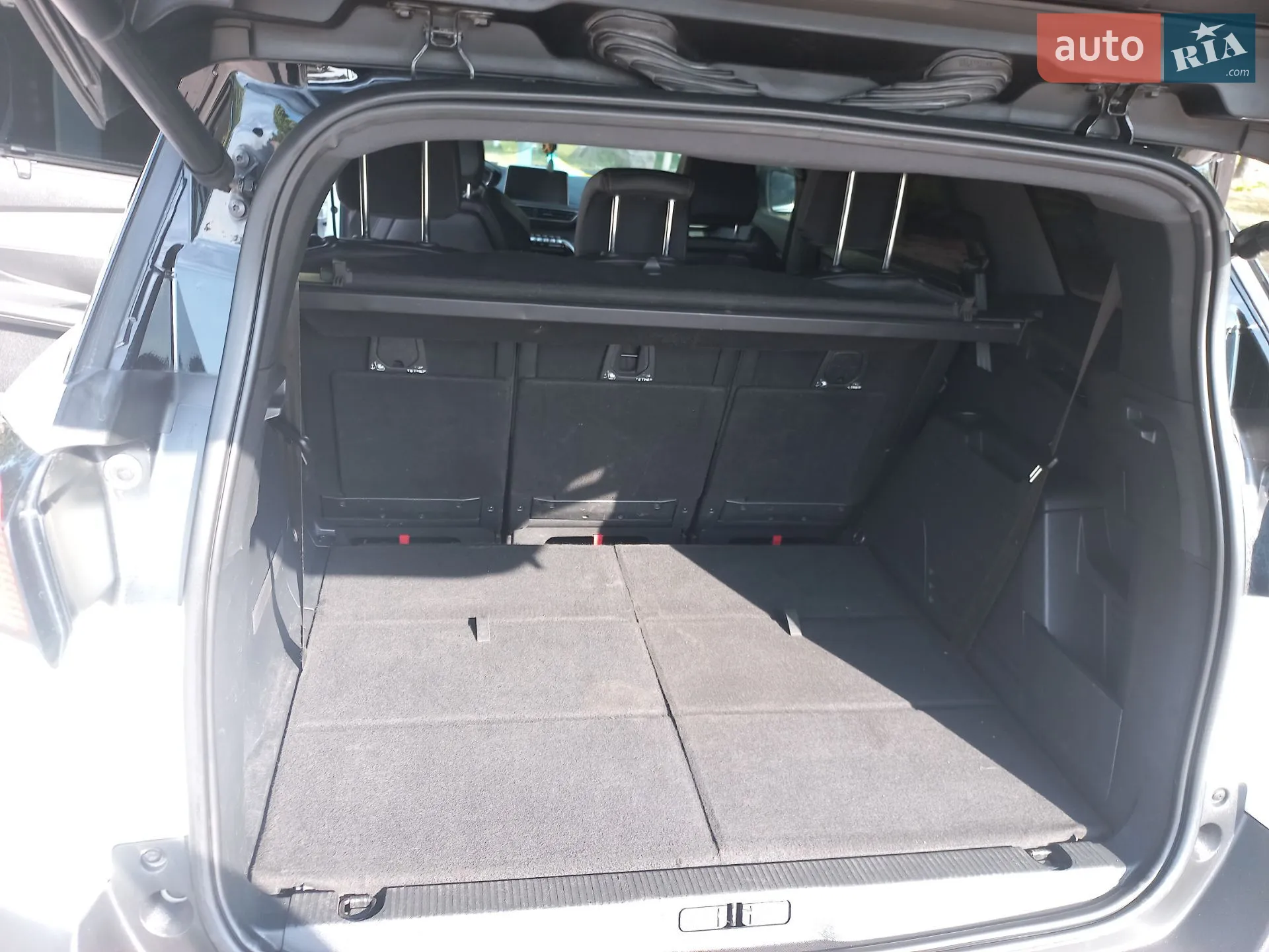2019 Peugeot 5008 - мініатюра 12