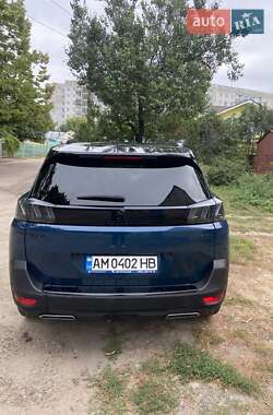 Внедорожник / Кроссовер Peugeot 5008 2022 в 