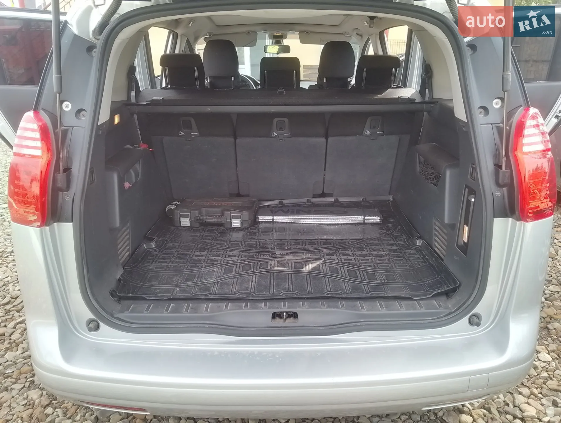 2011 Peugeot 5008 - мініатюра 6