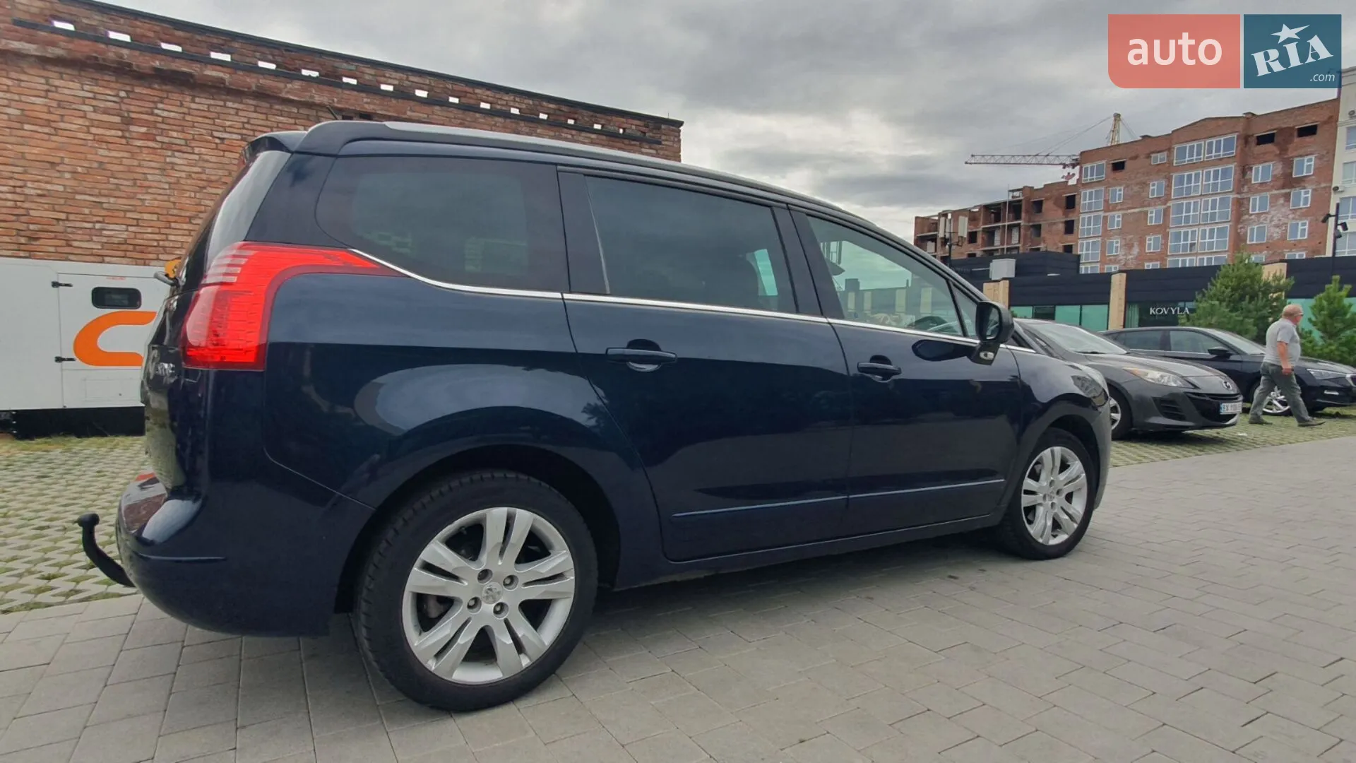 2011 Peugeot 5008 - мініатюра 4