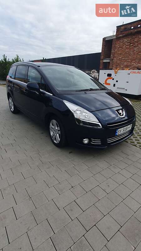 Peugeot 5008 2011 Peugeot 5008 2011