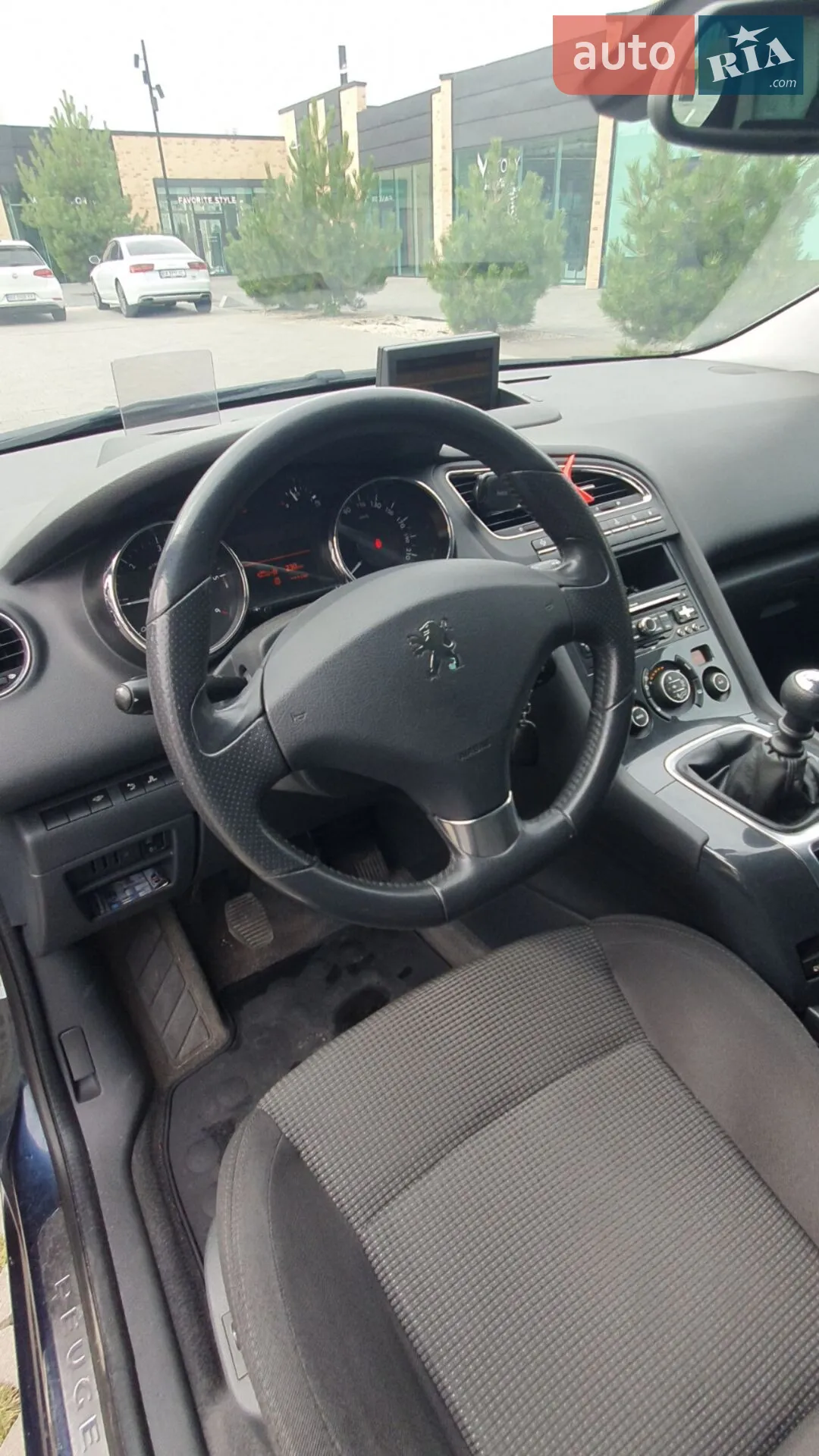 2011 Peugeot 5008 - мініатюра 18