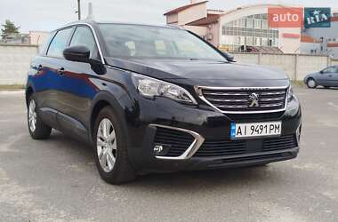 Внедорожник / Кроссовер Peugeot 5008 2017 в Малине