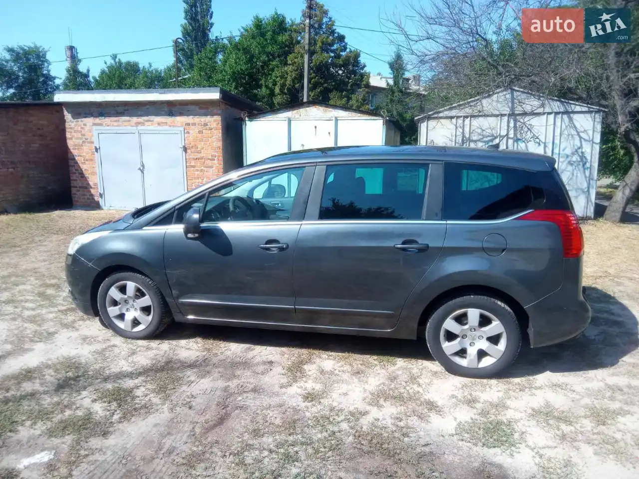 2011 Peugeot 5008 - мініатюра 18