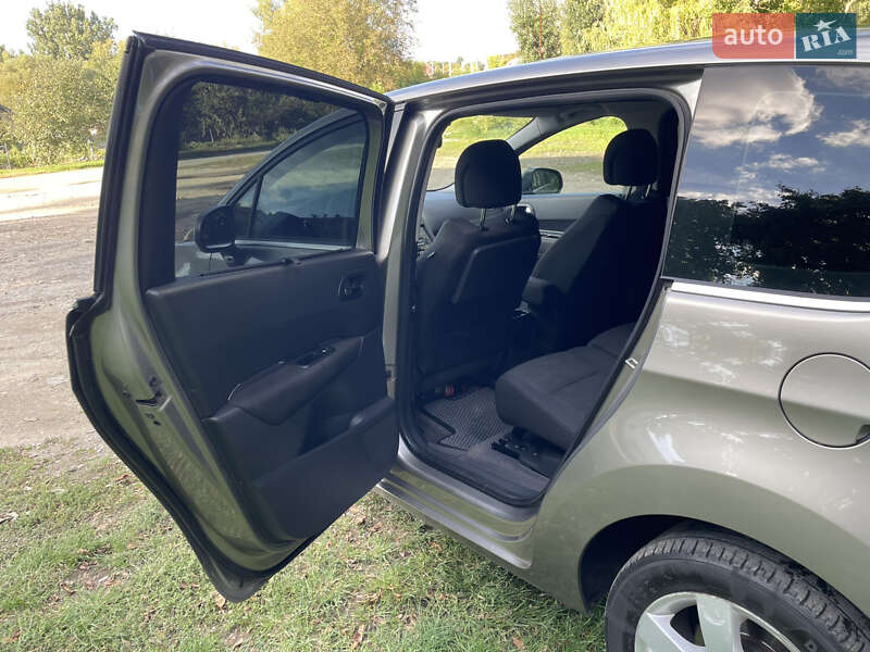 Мікровен Peugeot 5008 2011 в Теребовлі