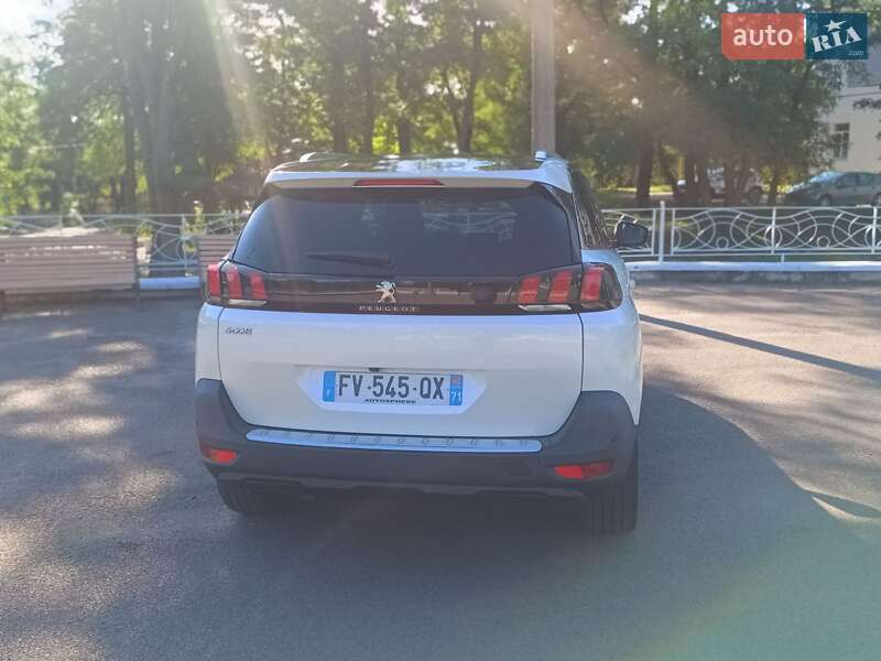 Внедорожник / Кроссовер Peugeot 5008 2020 в Коростене фото 11 Внедорожник / Кроссовер Peugeot 5008 2020 в Коростене