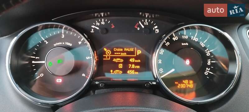 Микровэн Peugeot 5008 2015 в Тальном