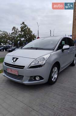 Микровэн Peugeot 5008 2010 в Белой Церкви