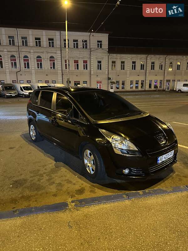 Мікровен Peugeot 5008 2010 в Дніпрі