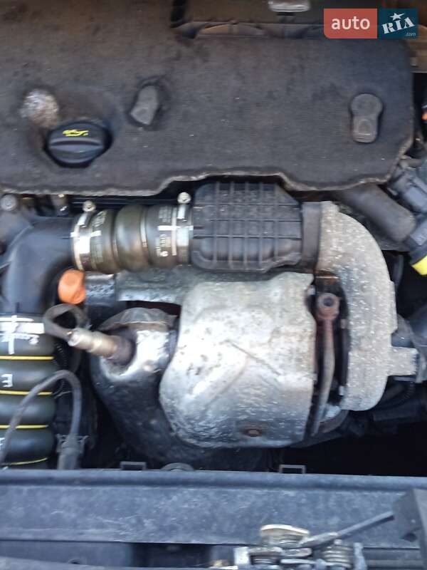 Мікровен Peugeot 5008 2013 в Ратному