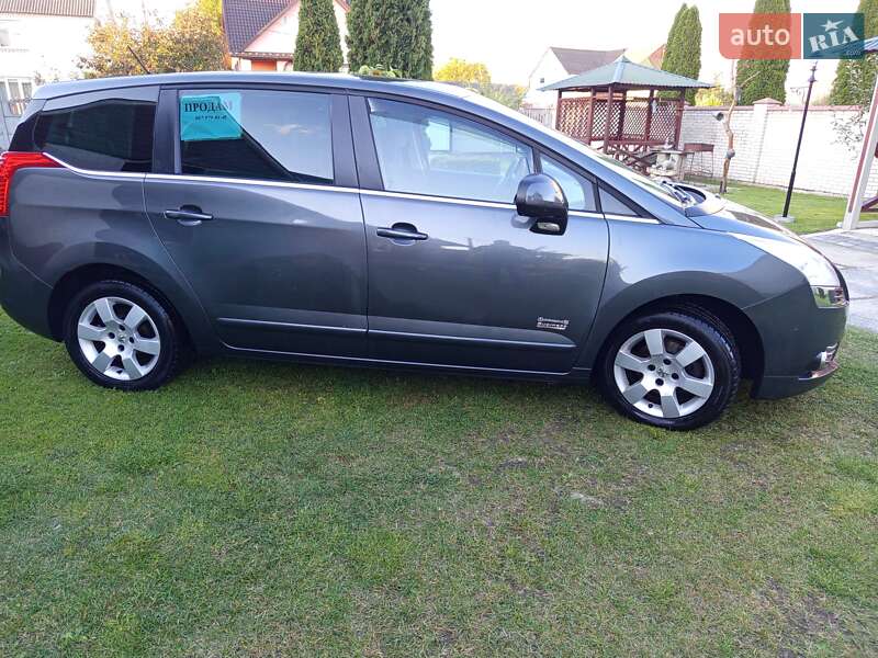 Мікровен Peugeot 5008 2013 в Ратному