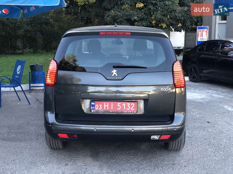 Микровэн Peugeot 5008 2014 в Львове