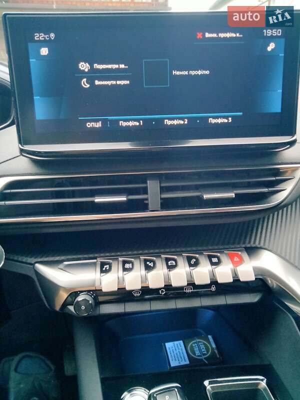 Внедорожник / Кроссовер Peugeot 5008 2021 в Ужгороде