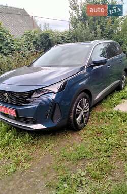 Внедорожник / Кроссовер Peugeot 5008 2021 в 