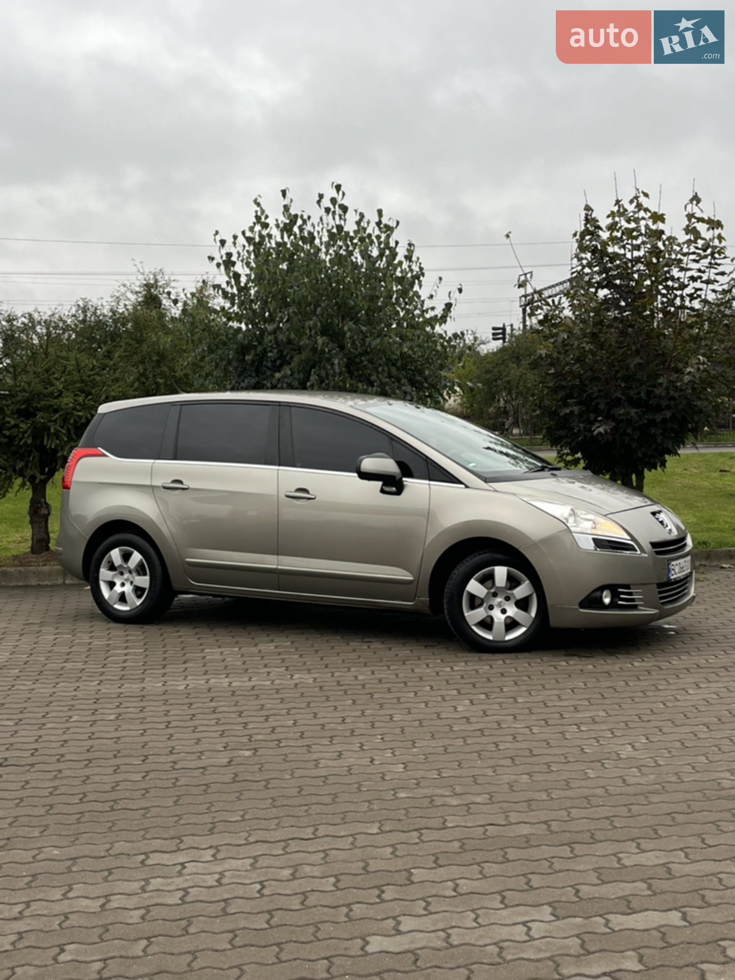 2010 Peugeot 5008 - мініатюра 4