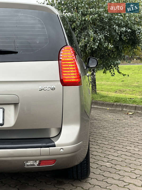 Микровэн Peugeot 5008 2010 в Бродах фото 18 Микровэн Peugeot 5008 2010 в Бродах